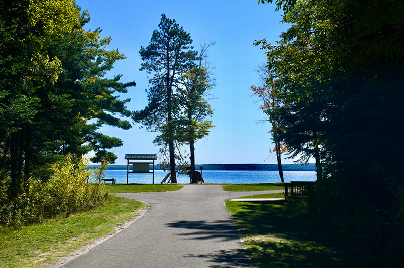 North Higgins Lake Trail